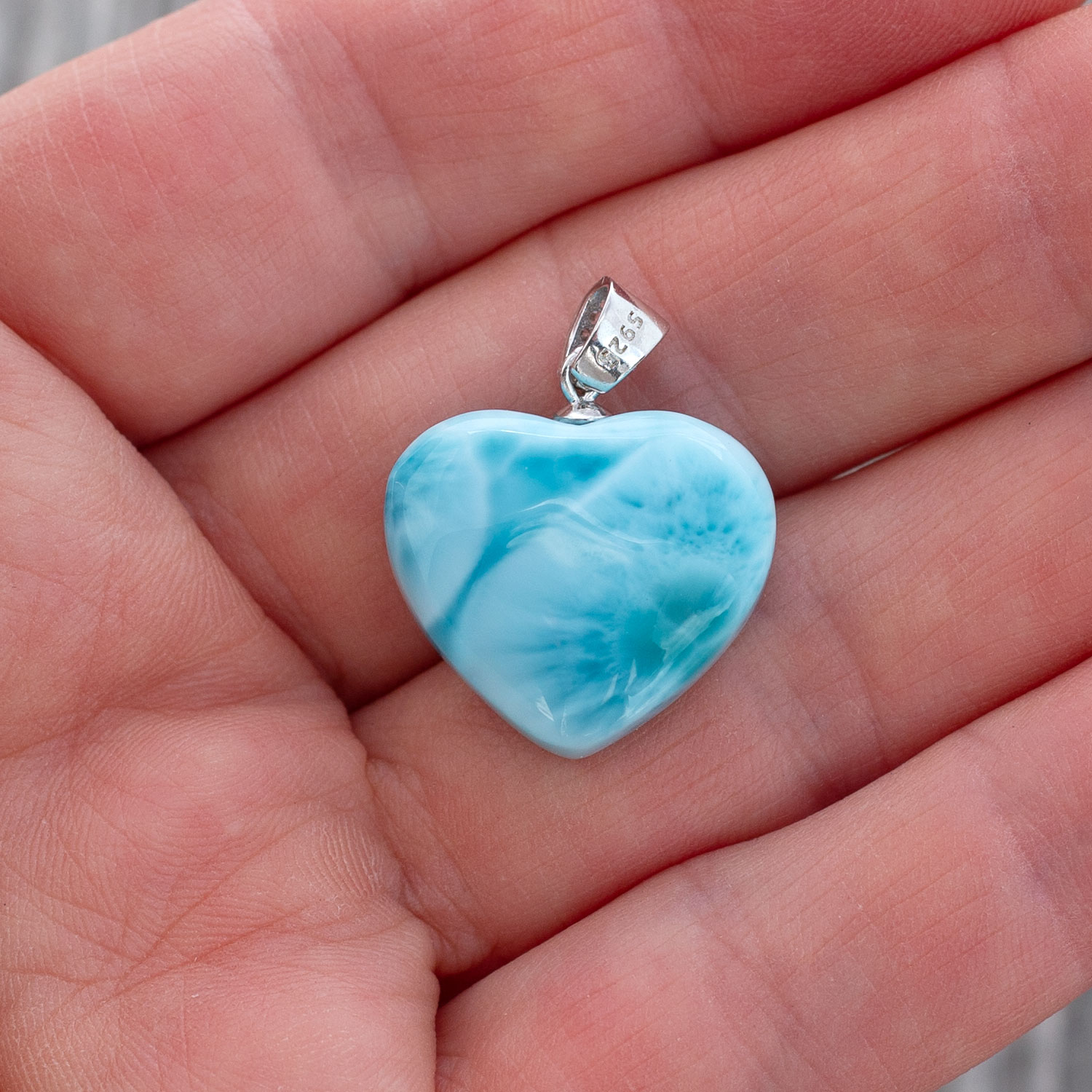 Larimar Anhänger 20x18x8mm herzförmig AAA matrixfrei