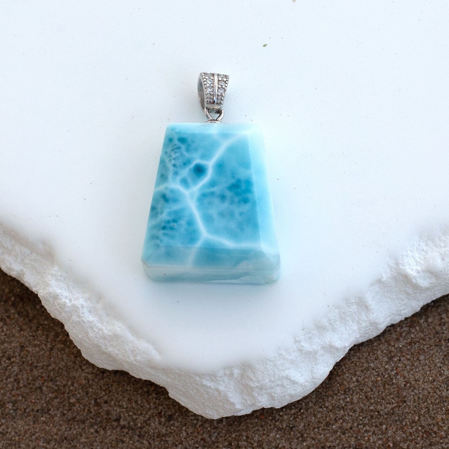 Larimar Anhänger 21x18x7mm trapezförmig AAA+ matrixfrei turtle pattern