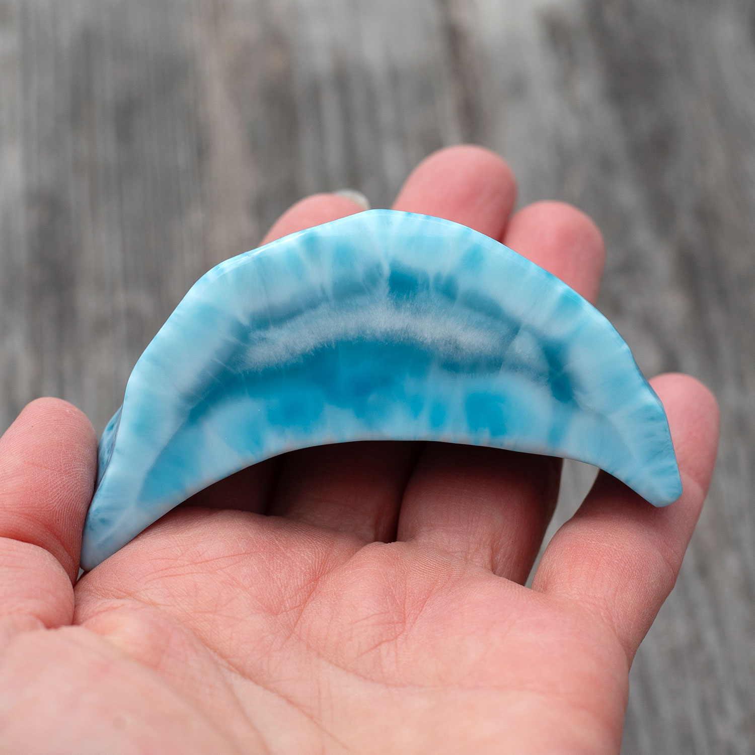 Larimar Freiform Krone ca.79x42x28mm AAA+ matrixfrei turtle pattern Rarität Sammlerstück