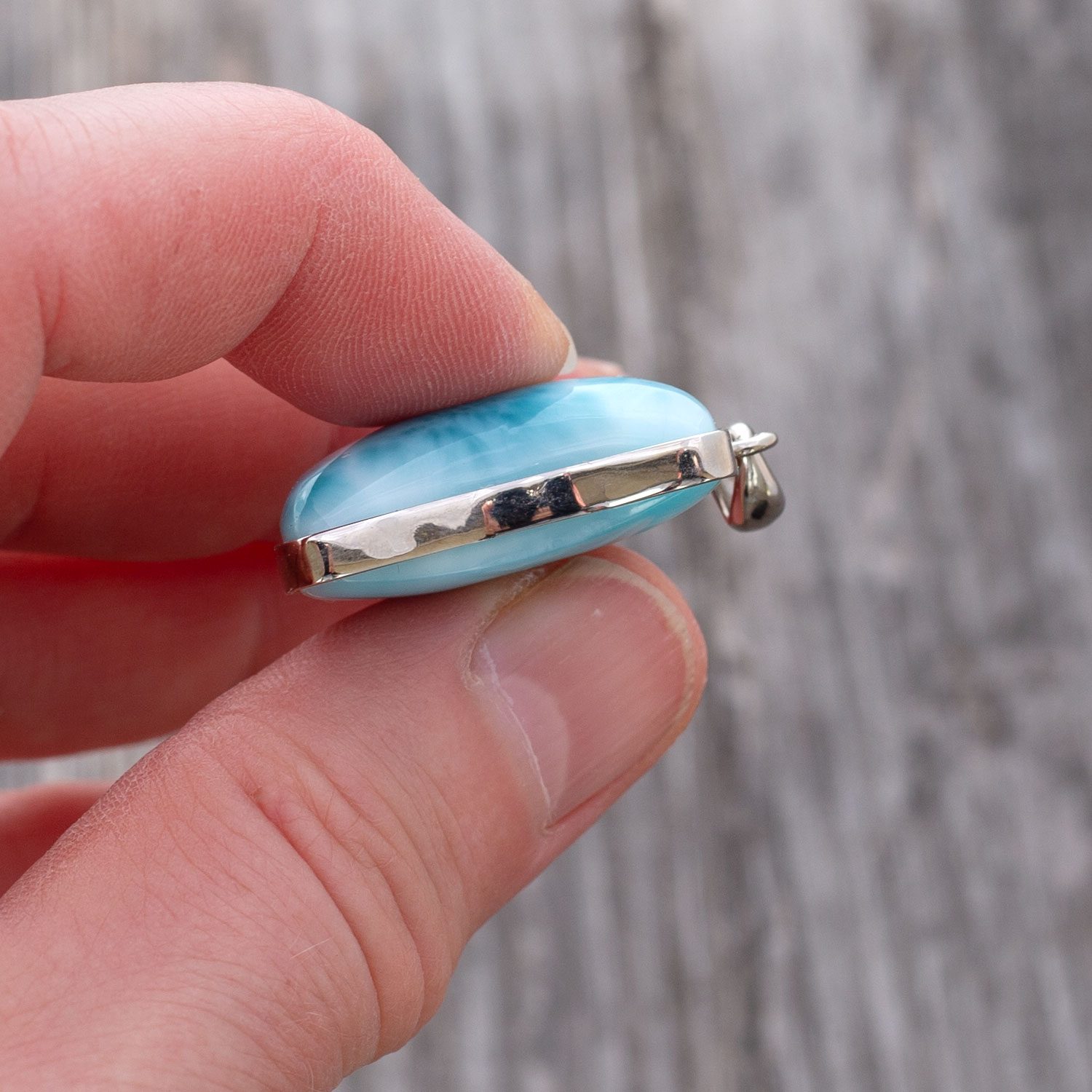 Larimar Anhänger 26x21x10mm Mond tiefblau AAA1 matrixfrei turtle pattern
