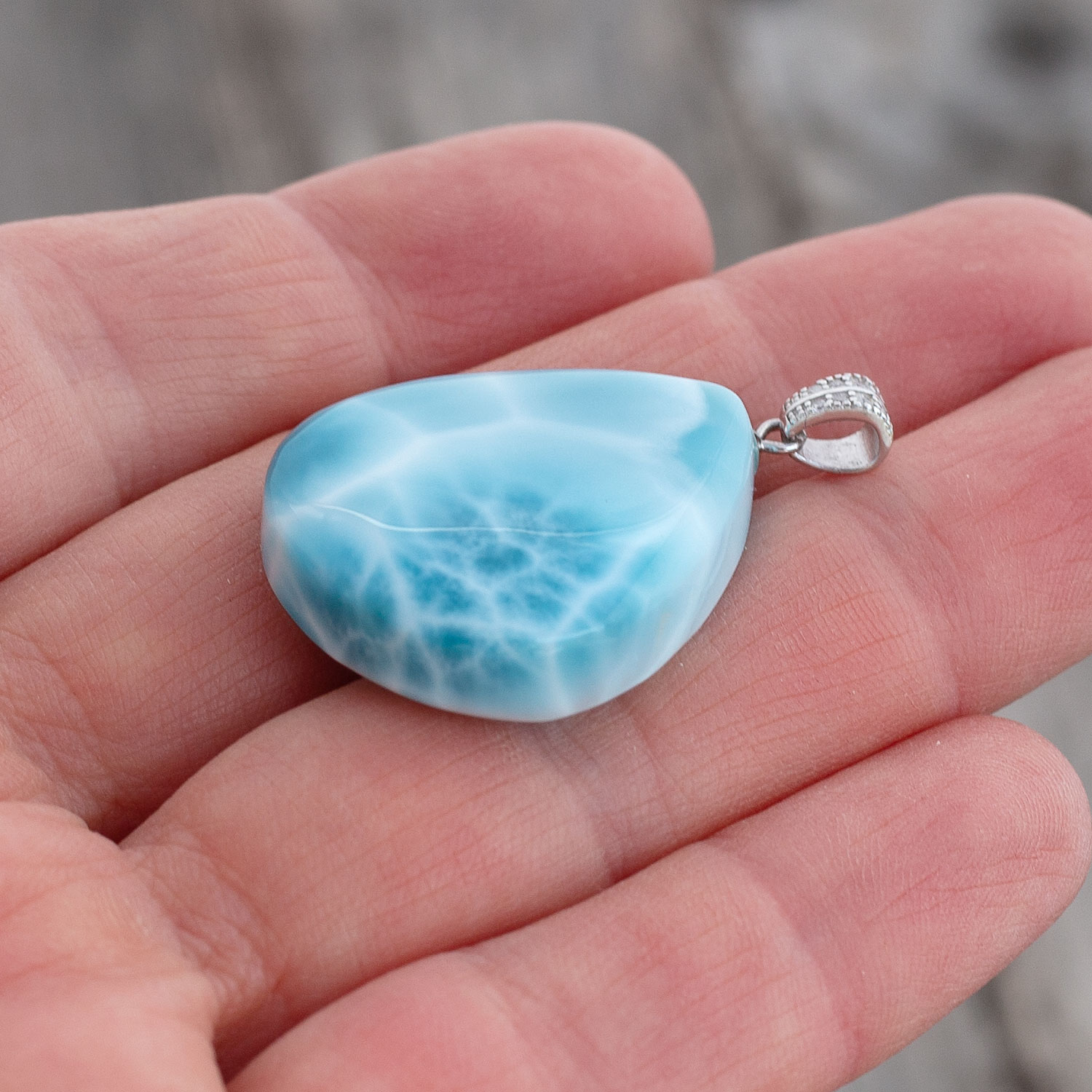 Larimar Anhänger 27x23x9mm Tropfen beidseitig AAA matrixfrei