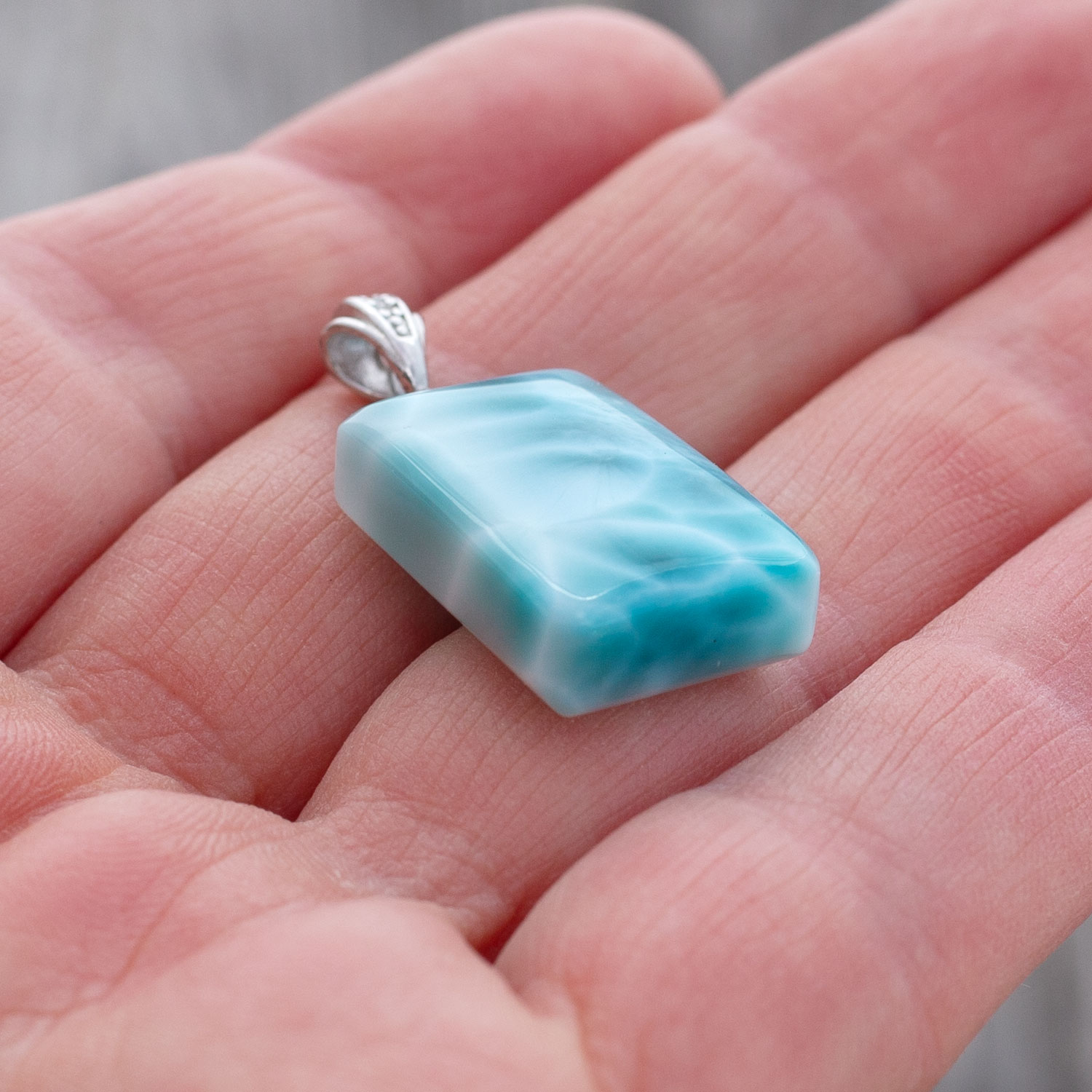 Larimar Anhänger 20x14x7mm rechteckig AAA+ matrixfrei